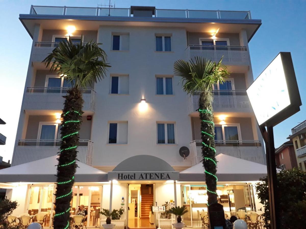Hotel Atenea Golden Star Caorle Bagian luar foto